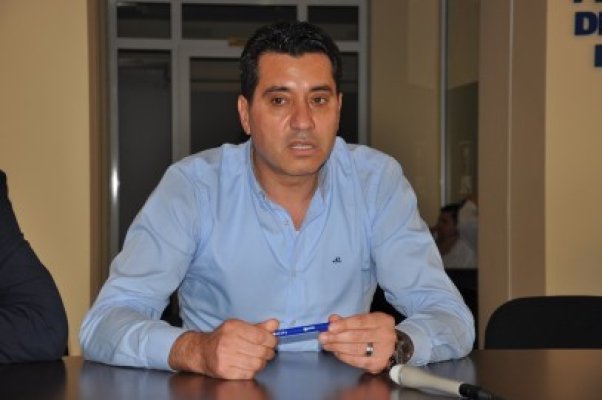 Chiru confirmă discuţiile cu Barde şi Şerban, dar spune că el le-a iniţiat